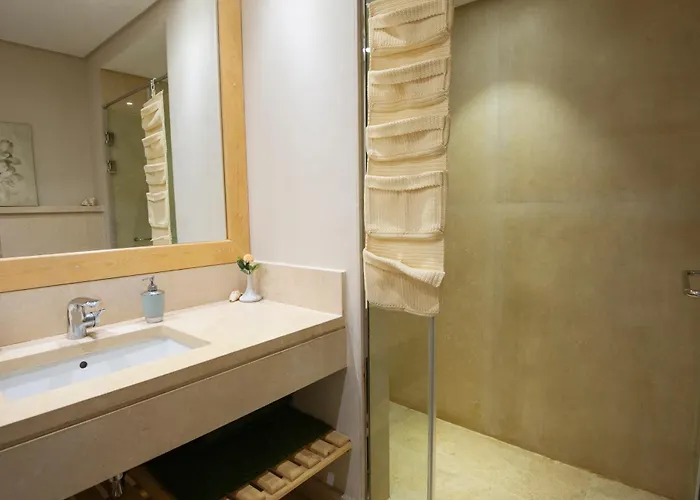 Ollystays - Free & Pool Access, Mangroovy 2br, El Gouna *